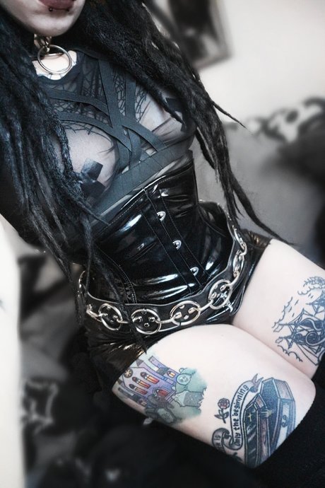 Nacktes geleaktes OnlyFans-Foto von Chaos Pixie