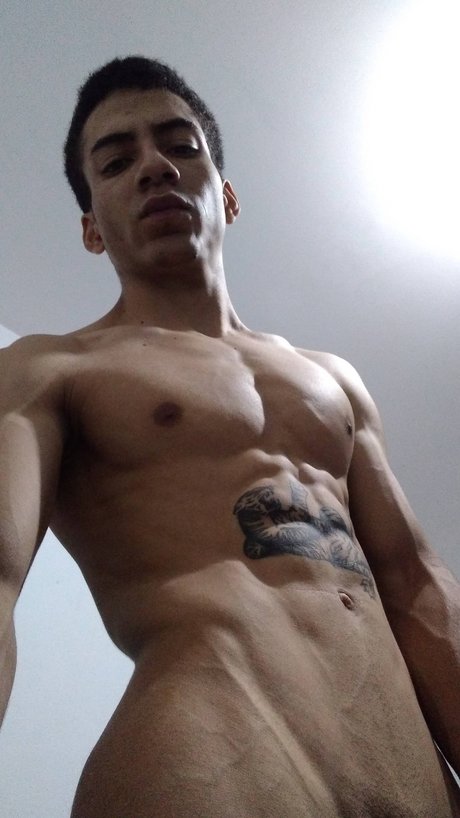 Alaston vuotanut OnlyFans-kuva Cat Cash
