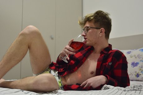 Nahá fotka uniklých OnlyFans od Catalin 