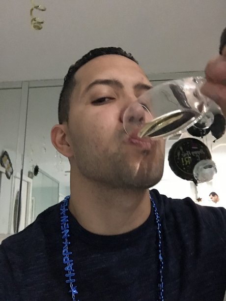 Nahá fotka uniklých OnlyFans od Mikedick