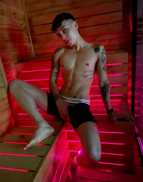 Naken lekkede OnlyFans-bilde av Miguelito Novoa