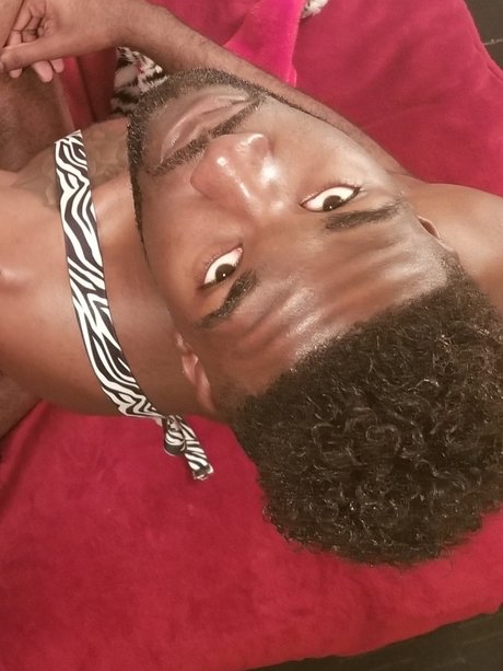 Nacktes geleaktes OnlyFans-Foto von Chocolate Drop