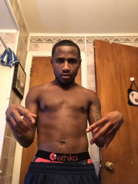 Nahá fotka uniklých OnlyFans od Mackgigolo