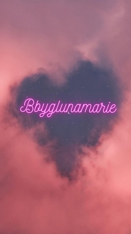 Обнаженная фотография утечки OnlyFans от Luna Marie