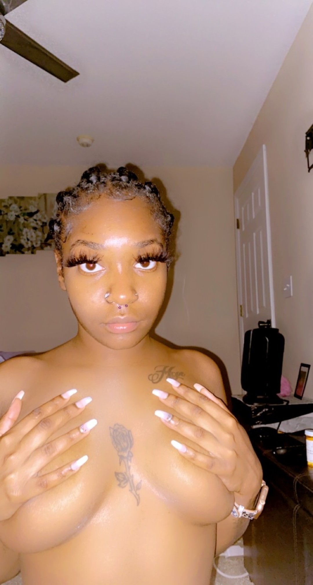 Nacktes geleaktes OnlyFans-Foto von Ms Junie #1