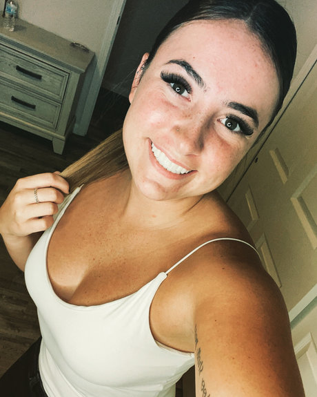 Naken läckt OnlyFans-bild av Casey