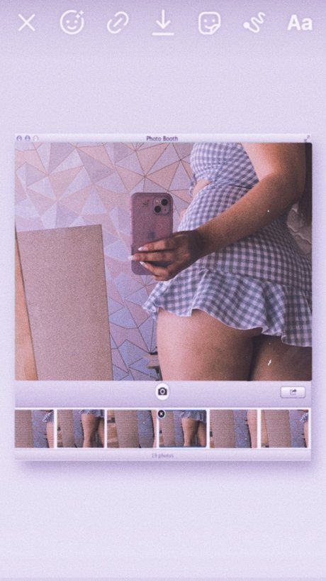 Photo nue de fuite OnlyFans de Joy Ahmad