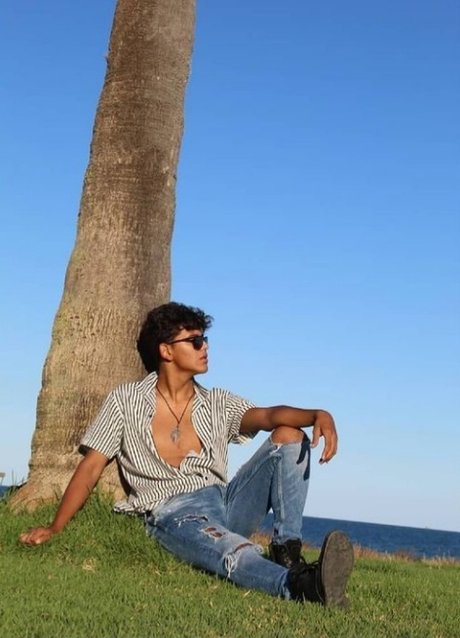 Nøgent lækket OnlyFans-billede af Julian Sanchez