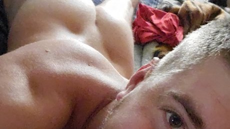 Alaston vuotanut OnlyFans-kuva Sexyrexy