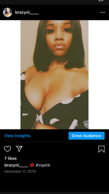 Naakte gelekte OnlyFans-foto van Nini