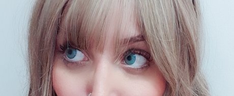 Naakte gelekte OnlyFans-foto van Jenamasg