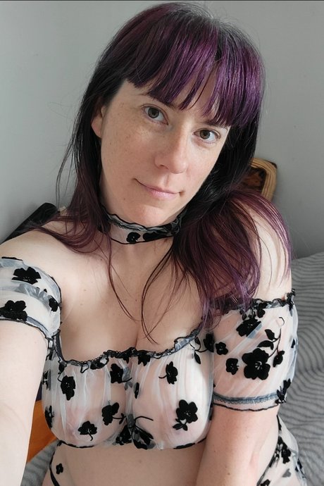 Naken läckt OnlyFans-bild av Miss Amalthea Vip