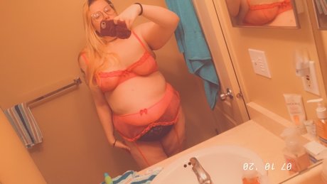 Nagie wyciekłe zdjęcie OnlyFans od Miss Aurora