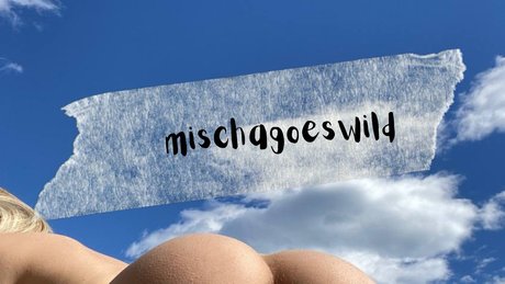 Обнаженная фотография утечки OnlyFans от Mischa  Natural And Cute 
