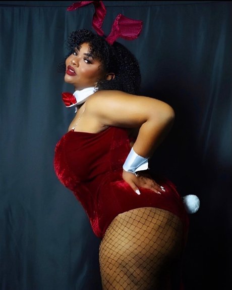 Naken läckt OnlyFans-bild av Amira Mirmir 