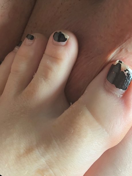 Обнаженная фотография утечки OnlyFans от Lucy Feet Goddess