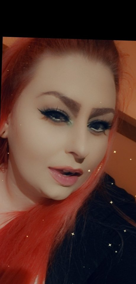 Naakte gelekte OnlyFans-foto van Latina Girl Having Time Off 