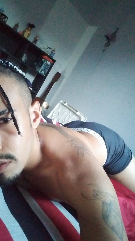 Foto di nudo di fuga di OnlyFans di Jhowbb