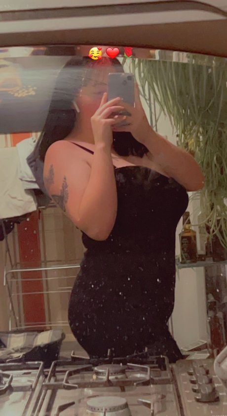 Naken läckt OnlyFans-bild av Jazz