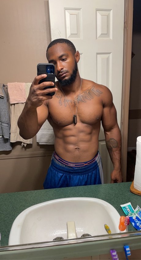 Photo nue de fuite OnlyFans de Daddy Yaakov