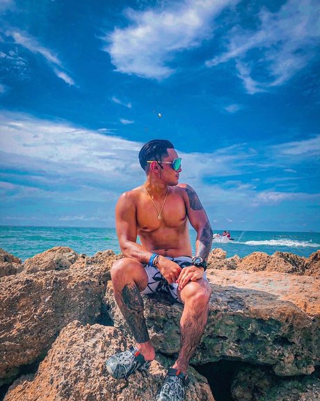 Обнаженная фотография утечки OnlyFans от Camilo Holguin