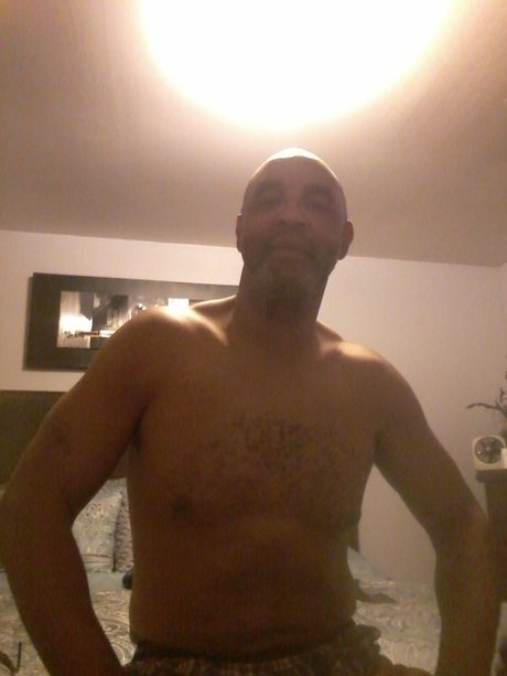 Alaston vuotanut OnlyFans-kuva Thegr8one