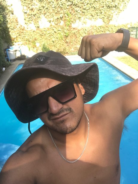 Обнаженная фотография утечки OnlyFans от Mr