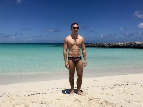 Foto nua vazada do OnlyFans de Hilitommy