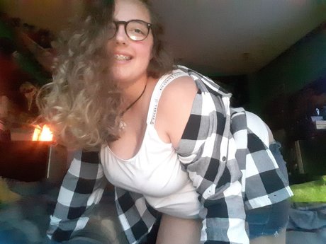 Naken läckt OnlyFans-bild av Carolina Peaches