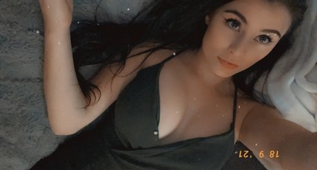 Naken läckt OnlyFans-bild av Miss Sierra Lynae