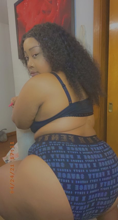 Nagie wyciekłe zdjęcie OnlyFans od Moe The Demon 
