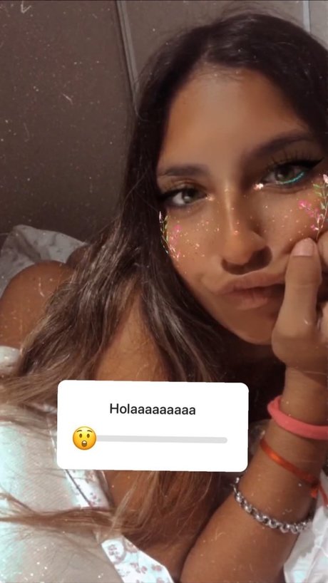 Naken lekkede OnlyFans-bilde av Agos