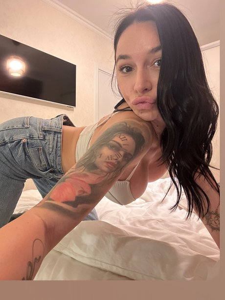 Обнаженная фотография утечки OnlyFans от Beatrice