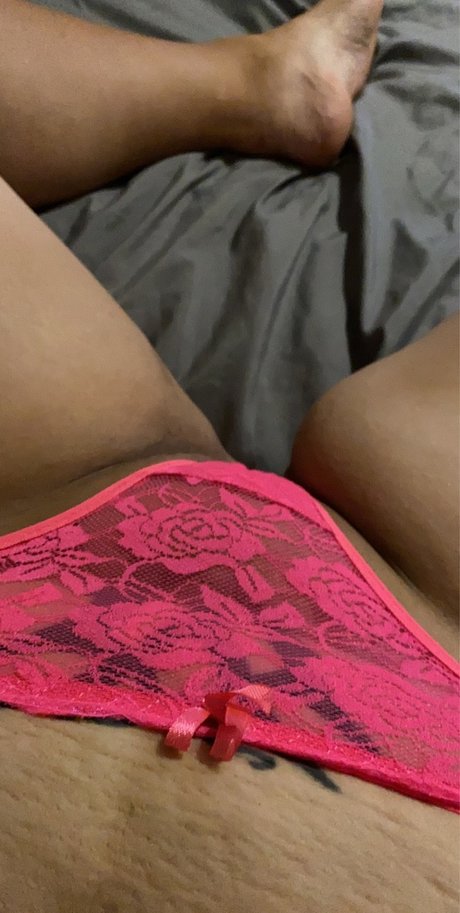 Naken läckt OnlyFans-bild av Mizz A