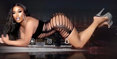 Naken läckt OnlyFans-bild av Mizhani