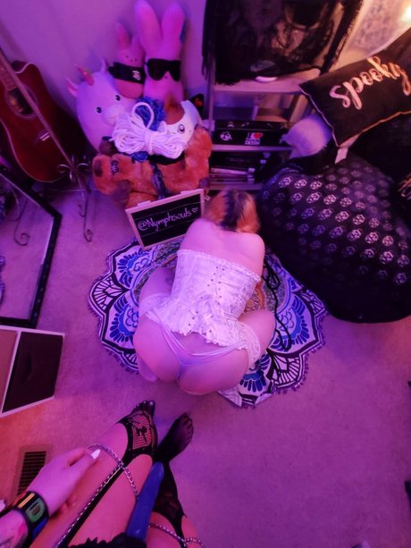 Nahá fotka uniklých OnlyFans od Highnymphsoul