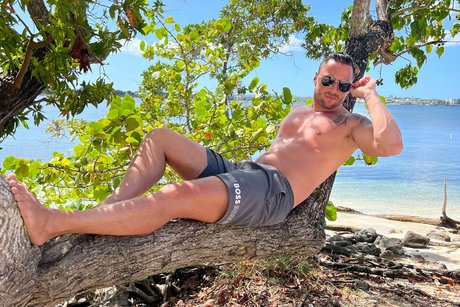 Photo nue de fuite OnlyFans de Karl James  Vip