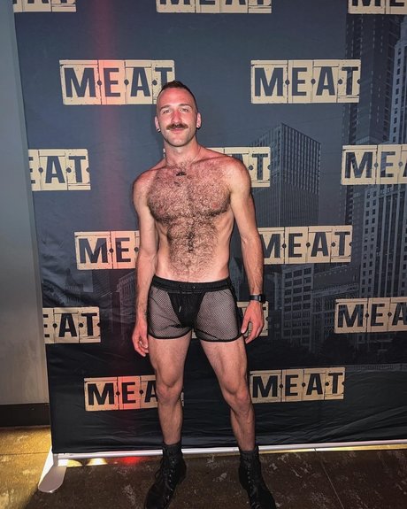 Naken läckt OnlyFans-bild av Humbly Hung