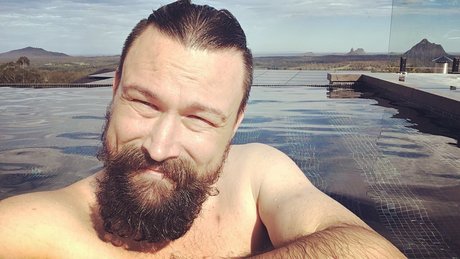 Alasti lekkinud OnlyFans-i pilt Mitchell
