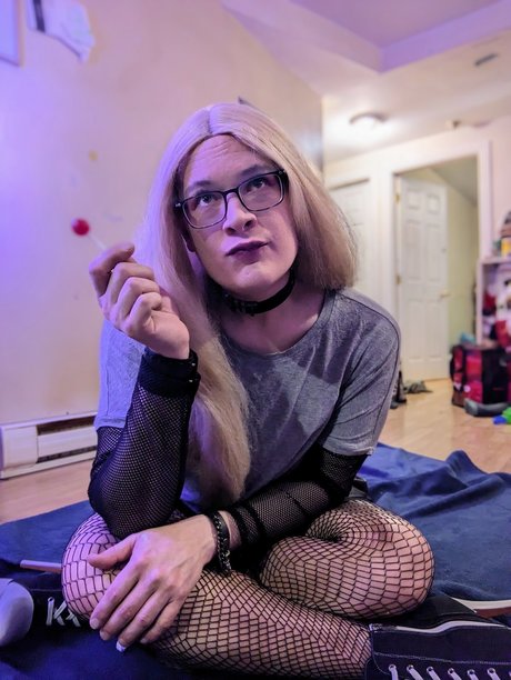 Naken läckt OnlyFans-bild av Samantha