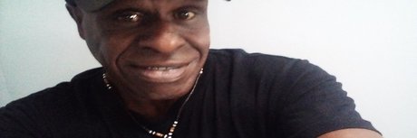 Nahá fotka uniklých OnlyFans od Michael Aniba