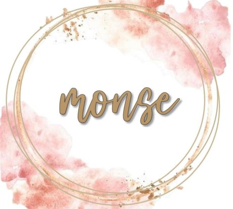 Alaston vuotanut OnlyFans-kuva Monse