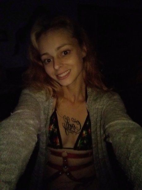 Обнаженная фотография утечки OnlyFans от Trixxxie