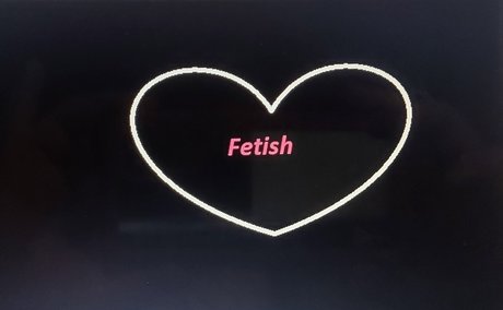 Naken läckt OnlyFans-bild av Molly