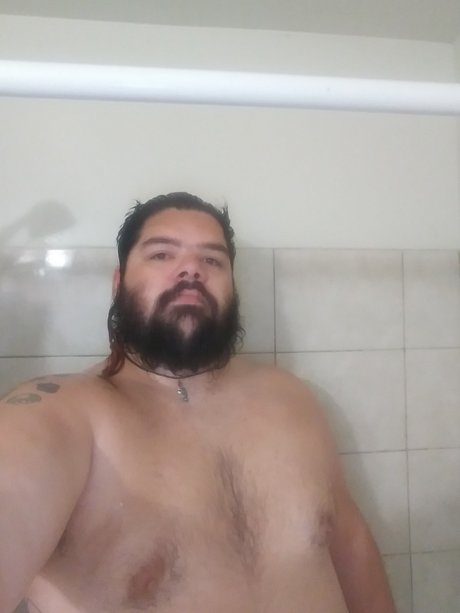 Foto desnuda filtrada de OnlyFans de Bear