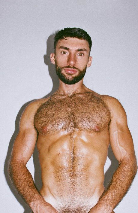 Naken läckt OnlyFans-bild av Jolian