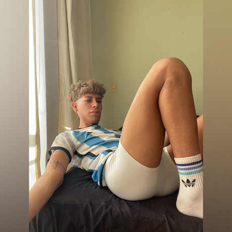 Обнаженная фотография утечки OnlyFans от Gian 