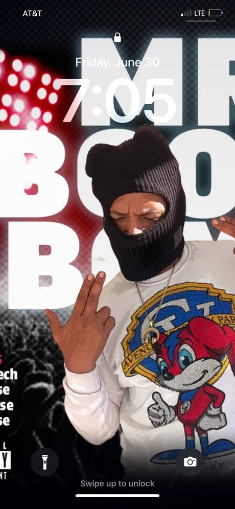 Alaston vuotanut OnlyFans-kuva Mr Boom Boxx