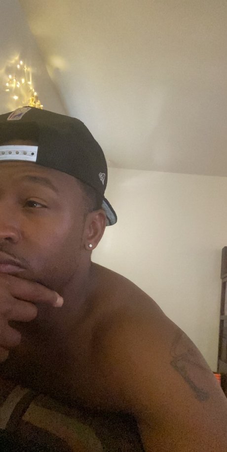 Naken läckt OnlyFans-bild av Euphoric