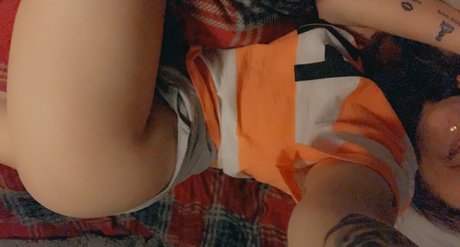 Naken läckt OnlyFans-bild av Moxxi